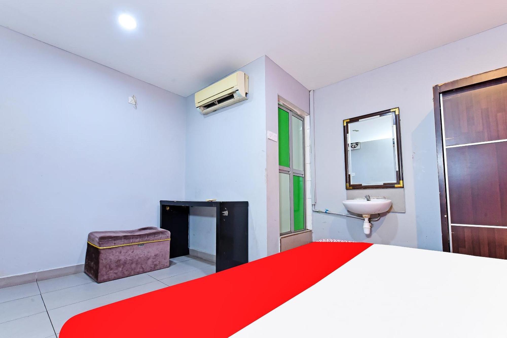 קואלה לומפור Oyo 90138 Hotel Elwarda Klcity מראה חיצוני תמונה